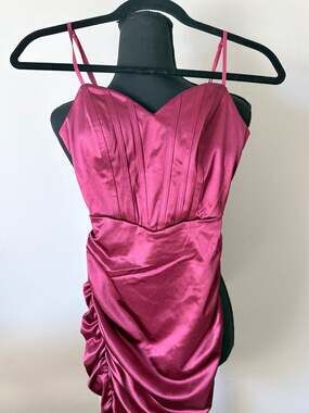 Emerald Sundae Juniors' Ruched Asymmetric Satin Bodycon Dress in Magenta